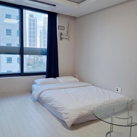 Dongseongro Meomoom Apartment Daegu Cameră foto