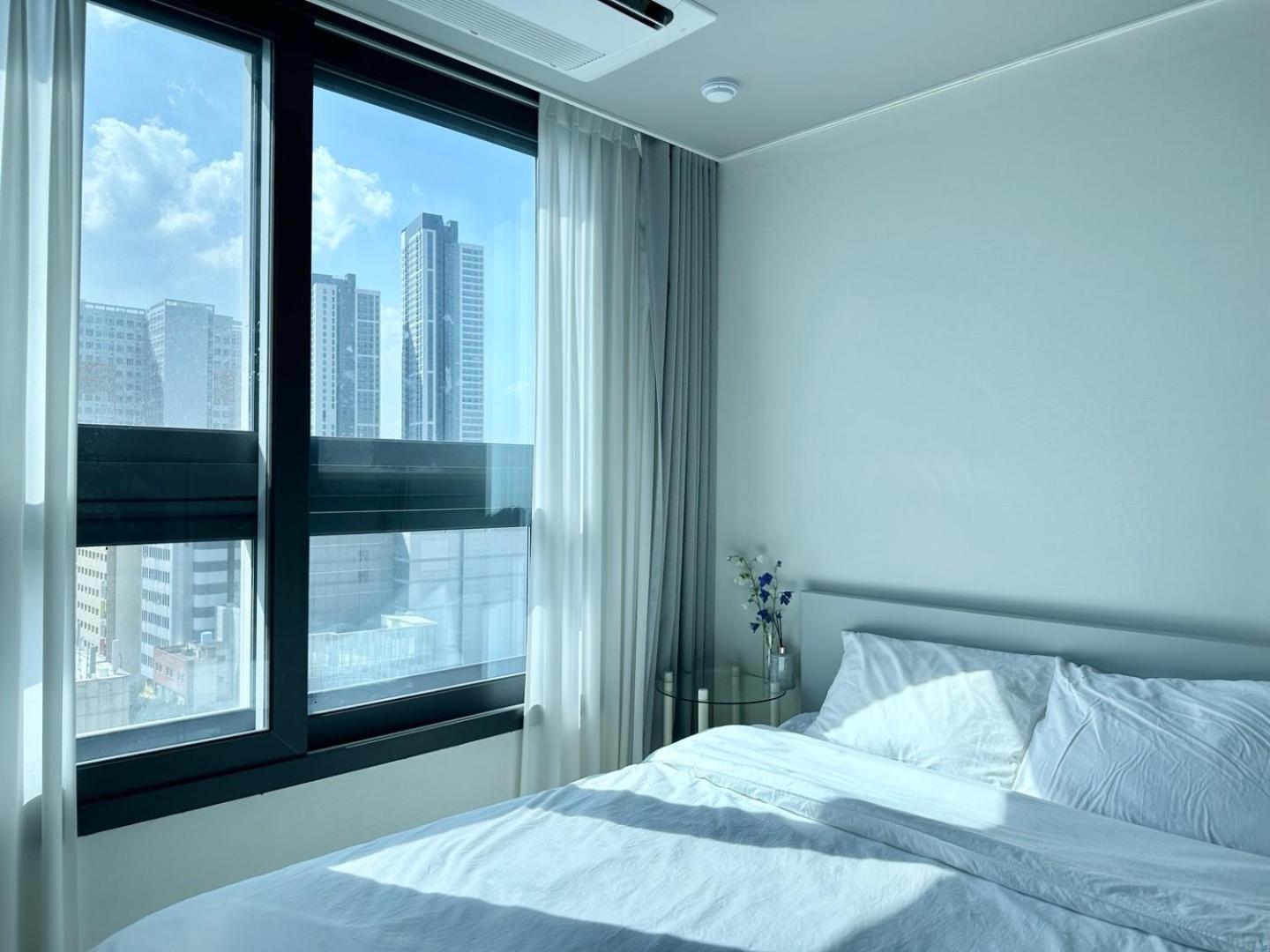 Dongseongro Meomoom Apartment Daegu Cameră foto